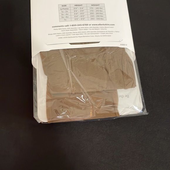 Berkshire Stockings Size 1x -2X, Color: Utopia - Picture 5 of 5